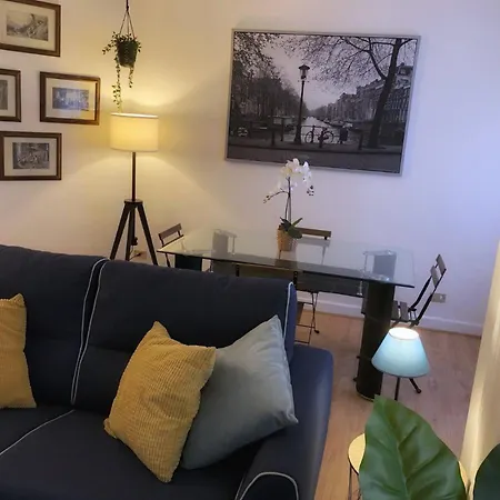 Apartment Funcional Y Elegante En El Centro Junto Guggenheim By Urban Hosts Bilbao